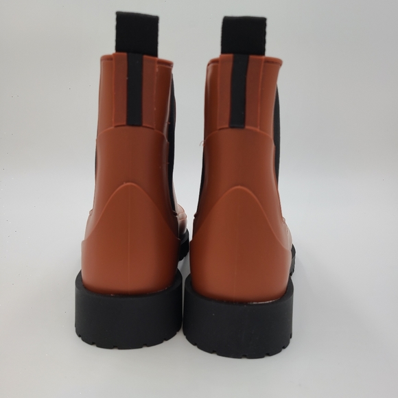 Bernardo Addison Rain Woman Ankle Boots Amber PVC Brown Red Size 10 New in box - Picture 6 of 11